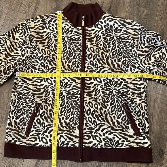 Vintage Needle & Threads Full Zip Jacket Animal Print - Picture 15 of 17